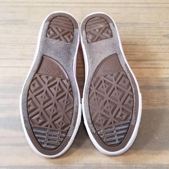 ***SOLD***Converse All Star Low Top Pink Sneakers - Picture 7 of 8